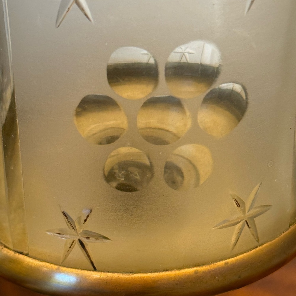 Vintage Brass and Etched Glass Table Lamp 24 inches in perfect working o… - Picture 3 of 8